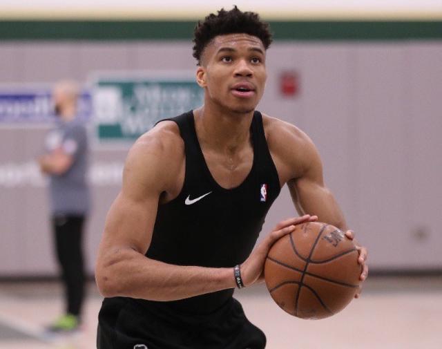 的年薪高达 的年薪高达