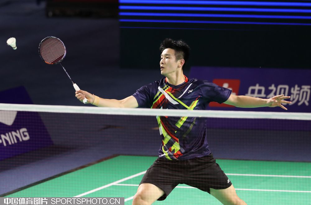 接球或传球 接球或传球